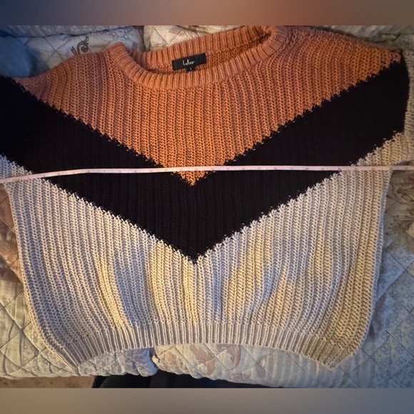 Autumn Leaves Tan Multi Chevron Stripe Knit crop sweater size S - Picture 7 of 11